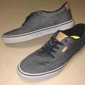 Stylish lightly used Vans Shoes